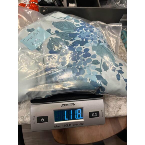 Vintage Blue Floral Springmaid Twin Flat Sheet w/pillowcases - Picture 7 of 7